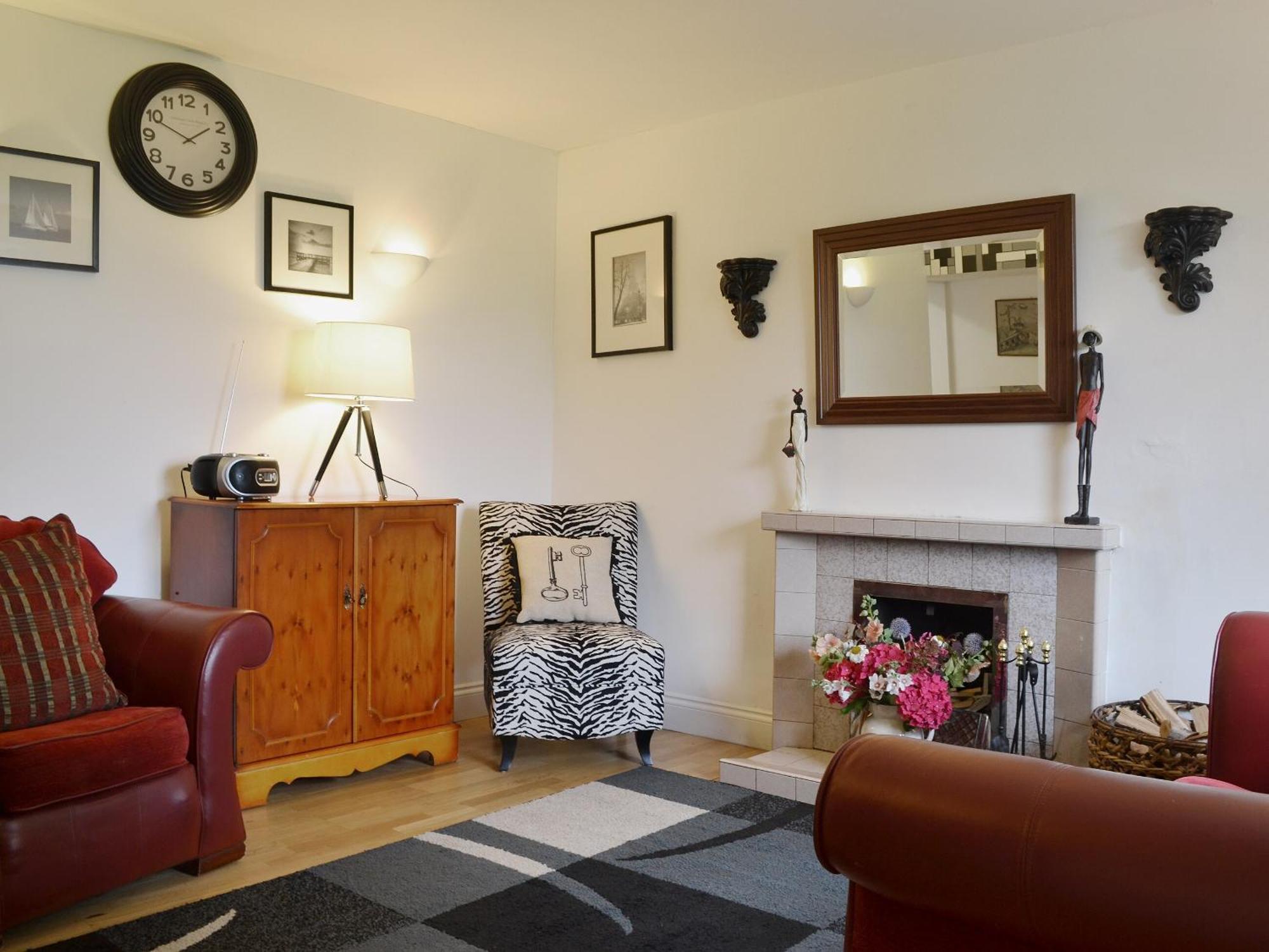 Checkers Cottage - Beaufort Estate Belladrum ภายนอก รูปภาพ